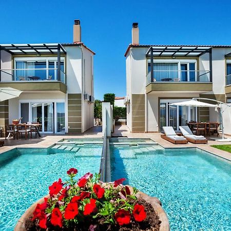 חניוטי Sunny Villa Grande מראה חיצוני תמונה