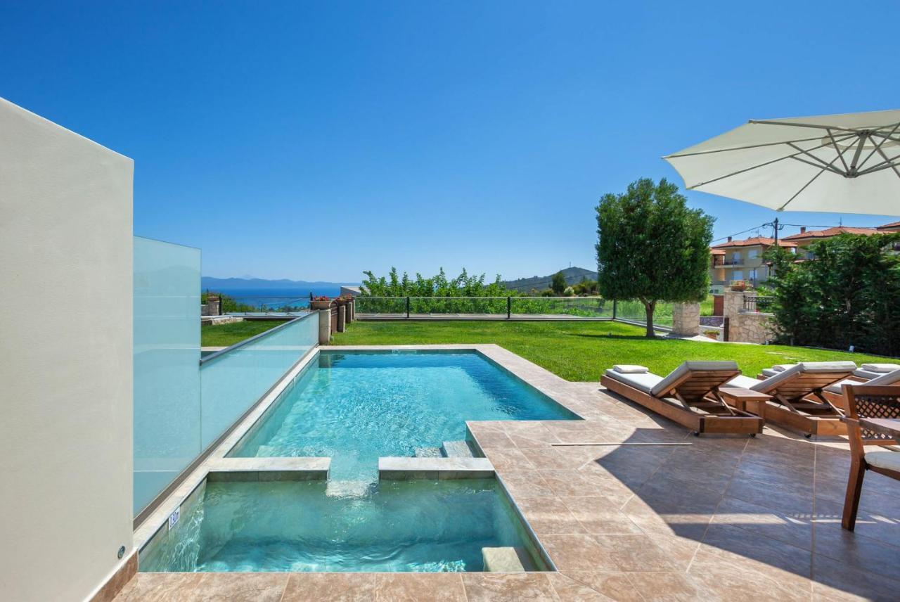 חניוטי Sunny Villa Grande מראה חיצוני תמונה