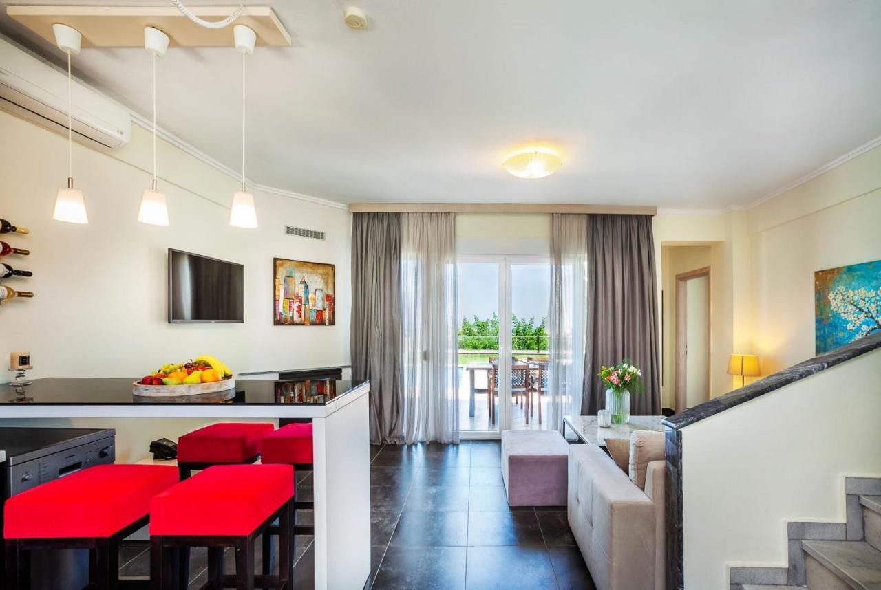 חניוטי Sunny Villa Grande מראה חיצוני תמונה